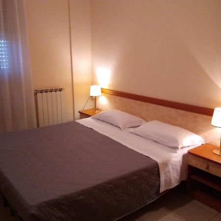 Hotel Rose&Crown Correggio Ngoại thất bức ảnh