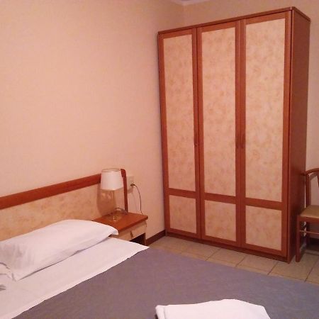 Hotel Rose&Crown Correggio Ngoại thất bức ảnh