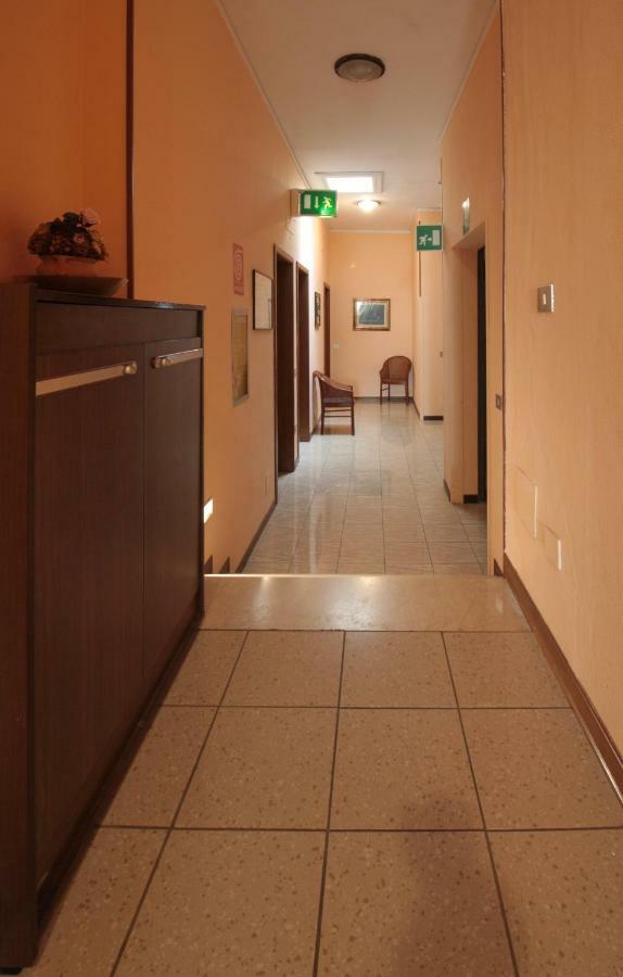 Hotel Rose&Crown Correggio Ngoại thất bức ảnh