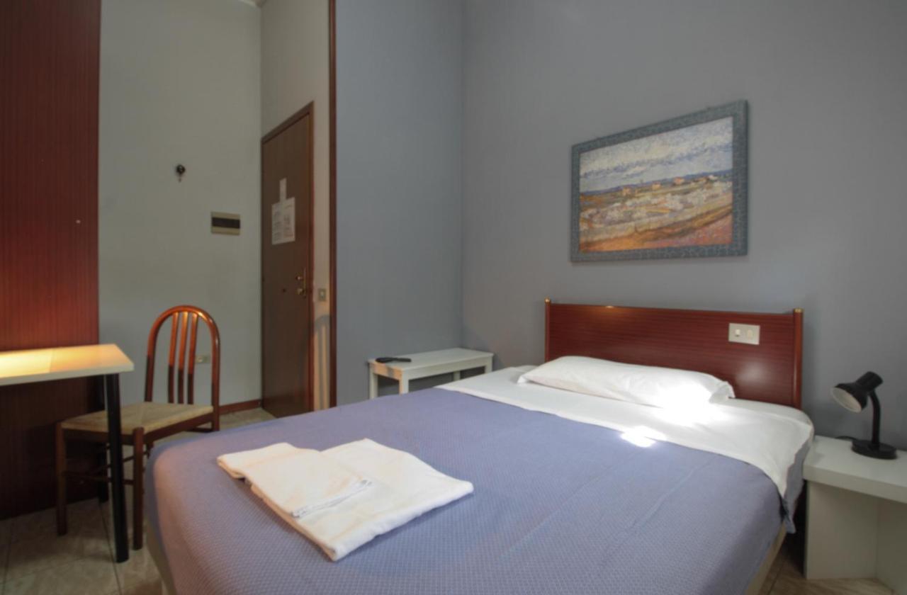 Hotel Rose&Crown Correggio Ngoại thất bức ảnh